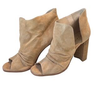 42 Gold Tan Loyalty Suede Open Toe Block Heel Booties Size 10